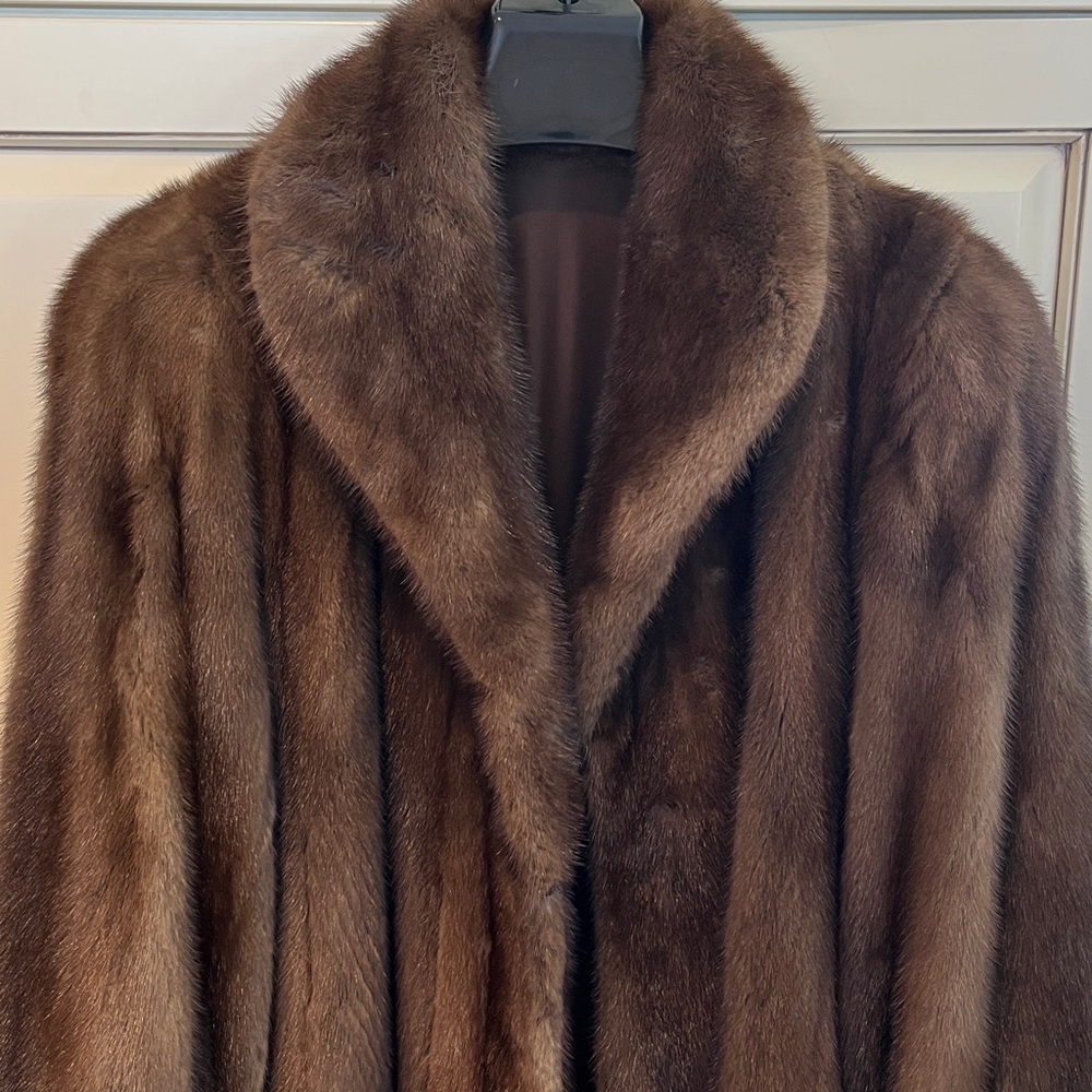 Full length brown mink coat - Picture 3 of 7